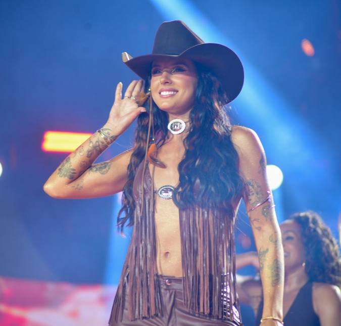 Ana Castela revela que está em busca de namorado: <i>-Tô cansada demais de ser solteira</i>