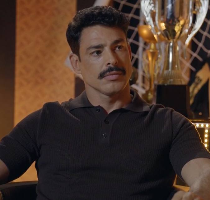 Cauã Reymond se emociona ao relembrar ajuda do avô na infância: <i>- Foi a pessoa que pagou meus estudos</i>