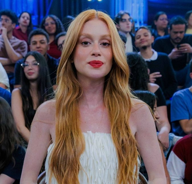 Marina Ruy Barbosa usa vestido transparente com <i>lingerie</i> à mostra no Festival de Veneza e interage com Kendall Jenner