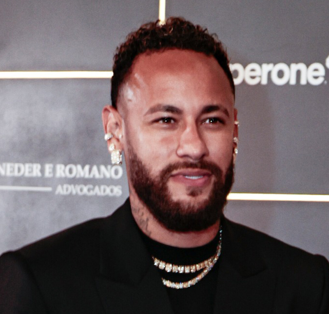 Neymar Jr. compartilha reflexão sobre recuperação e foco: <i>Tudo passa</i>
