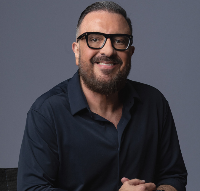 Record desmente postagem como sendo de Rodrigo Carelli sobre <i>A Fazenda 18</i>