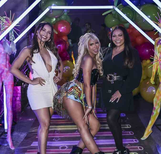 Além de Lexa e Darlin Ferrattry... Relembre os famosos que acompanharam a participação dos familiares em <i>A Fazenda</i>