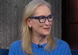 Uau! Filhas de Meryl Streep roubam a cena no tapete azul do <i>Emmy Awards 2026</i>