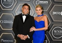 Celina Locks faz declaração apaixonada a Ronaldo Fenômeno: <i>Eu amo dividir a vida com você</i>