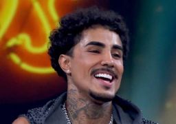 Após MC Livinho anunciar que reatou casamento com Byanca Gabarron, ele declara: - <i>É para a vida toda</i>