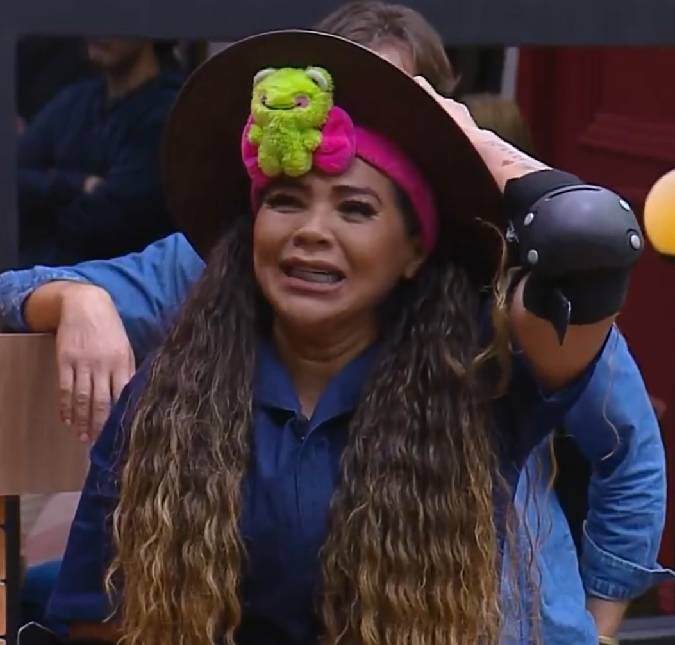 Darlin conquista a <i>coroa caipira</i> e se torna a segunda <i>Fazendeira</i> de <i>A Fazenda 18</i>