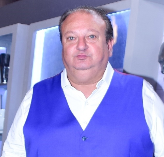 Erick Jacquin passa por procedimento de emergência no coração após passar mal durante gravações do <i>MasterChef</i>