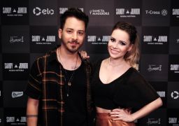 Sandy e Junior agitam fãs e famosos com anúncio misterioso (e levantam suspeitas de retorno aos palcos!)
