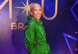 Adriane Galisteu mata a saudade do filho após mudança para a Suíça: <i>Estou amando tanto</i>