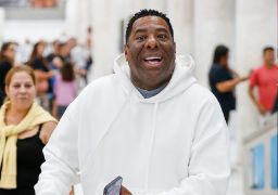 Netinho de Paula fala sobre diagnóstico de câncer e anuncia pausa nos <i>shows</i>: - <i>Vai dar tudo certo</i>