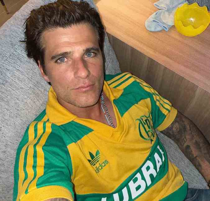 Confira as tatuagens pelo corpo de Bruno Gagliasso