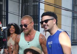 Ricky Martin e Pedro Sampaio gravam clipe de nova parceria em Santa Teresa, no Rio de Janeiro
