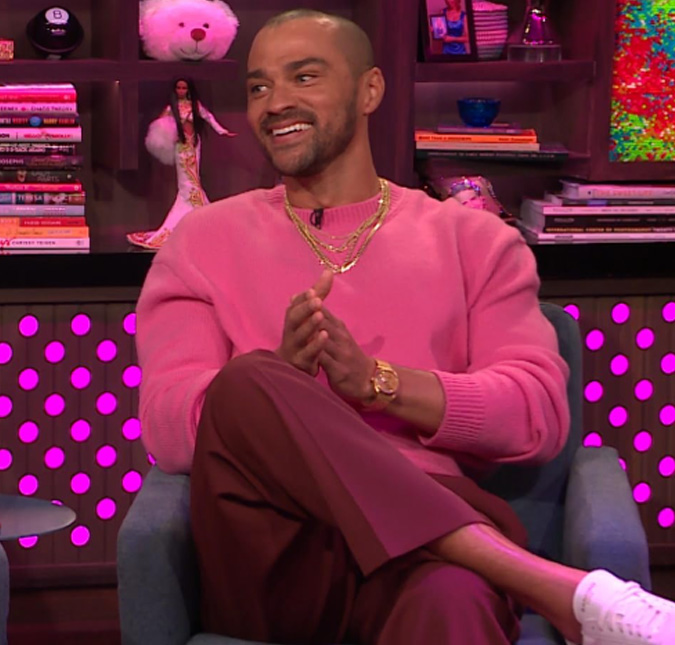 Jesse Williams recria cena de filme de Spike Lee para anunciar nascimento do terceiro filho