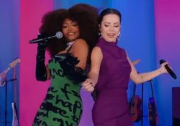 Gaby Amarantos e Sandy soltam a voz em música de Gilberto Gil e <i>web</i> vai à loucura: <i>Lindo esse dueto</i>