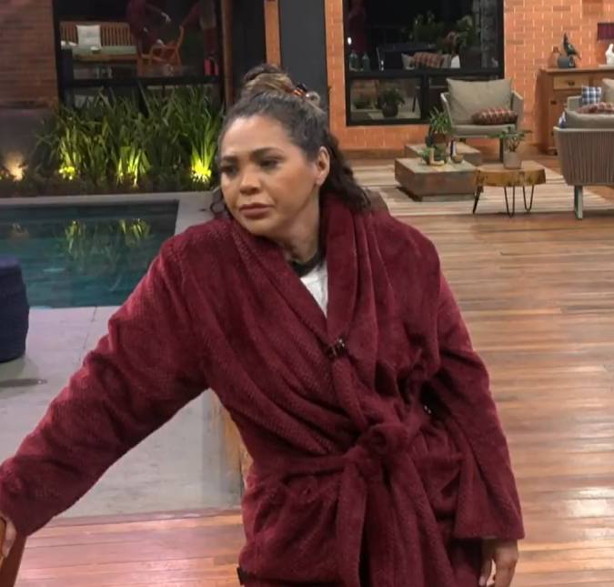Darlin Ferrattry revela questão importante com Maíra Charken em <i>A Fazenda 18</i>... Veja o que rolou na madrugada do <i>reality</i>