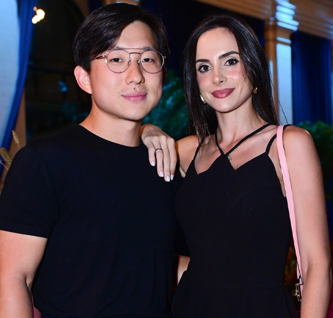 É menino ou menina? Pyong Lee revela sexo do segundo filho durante chá revelação