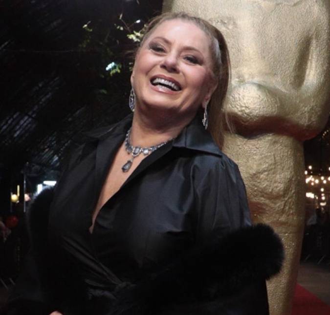 Aos 74 anos de idade, Vera Fischer entra para lista das 100 mulheres mais <i>sexys</i> do mundo