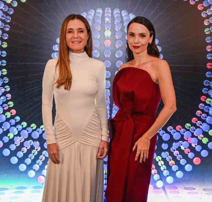 Adriana Esteves apresenta <I>Avenida Brasil 2</i> ao lado de Débora Falabela e brinca: <I>Preocupada com minha pressão</i>; veja novidades da teledramaturgia da <I>Globo</i>