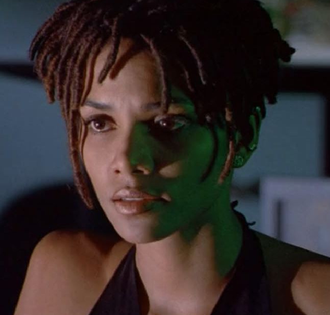 Filho de Halle Berry poderá depor em disputa judicial entre atriz e ex-marido, afirma site