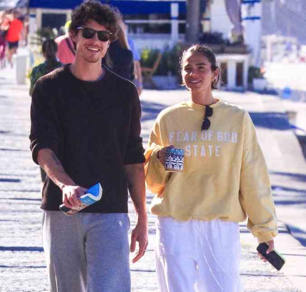 Foto de beijo, elogios e declarações: veja o que Bruna Marquezine e Shawn Mendes já disseram sobre o relacionamento