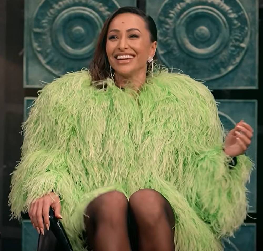 Sabrina Sato mostra fantasia de <i>Halloween</i> da filha, Zoe, e <i>web</i> reage: <i>Assustadora</i>